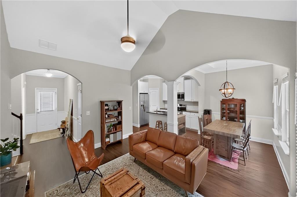 2530 Grayton Loop Property Photo 15