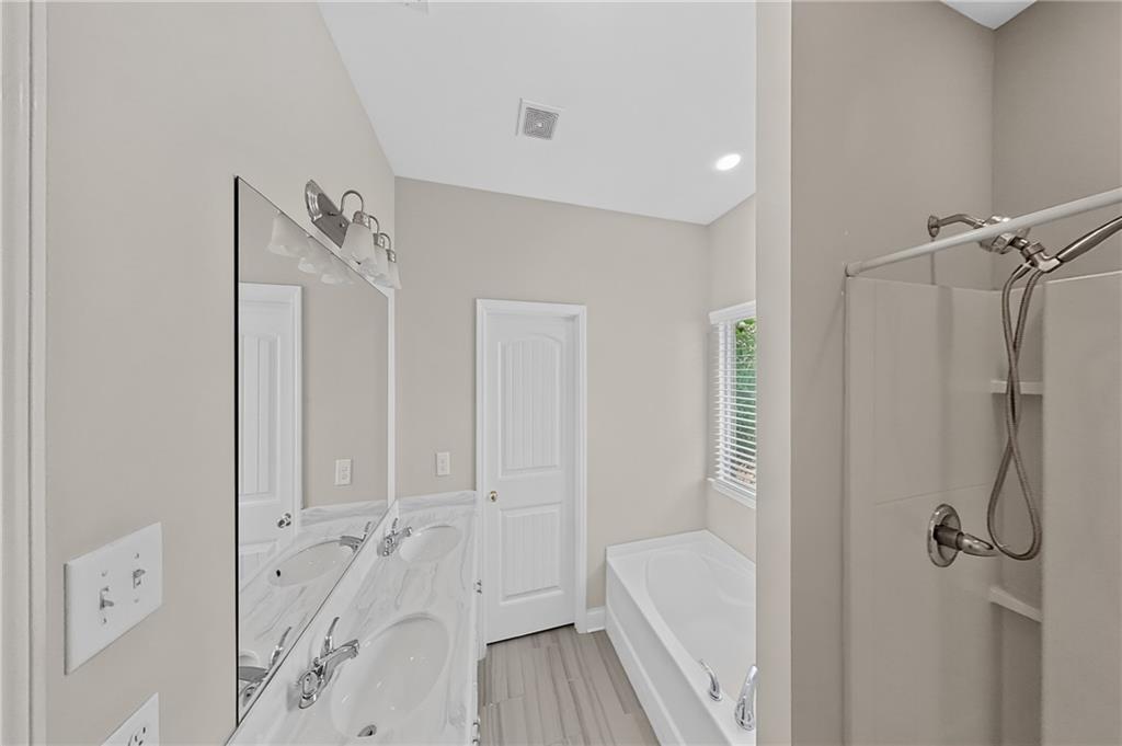 2530 Grayton Loop Property Photo 27