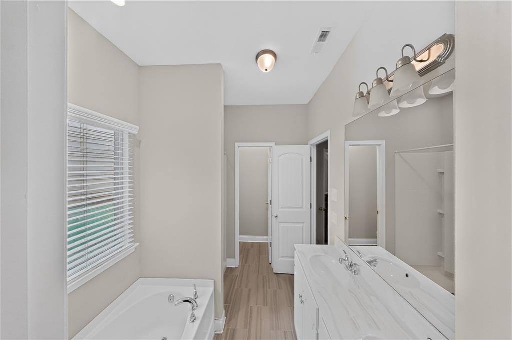 2530 Grayton Loop Property Photo 29