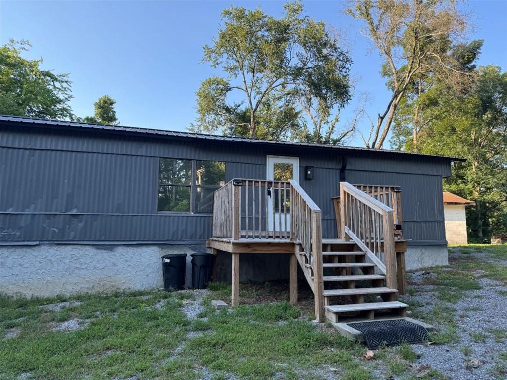 2637 Old Grade Road Property Photo 1