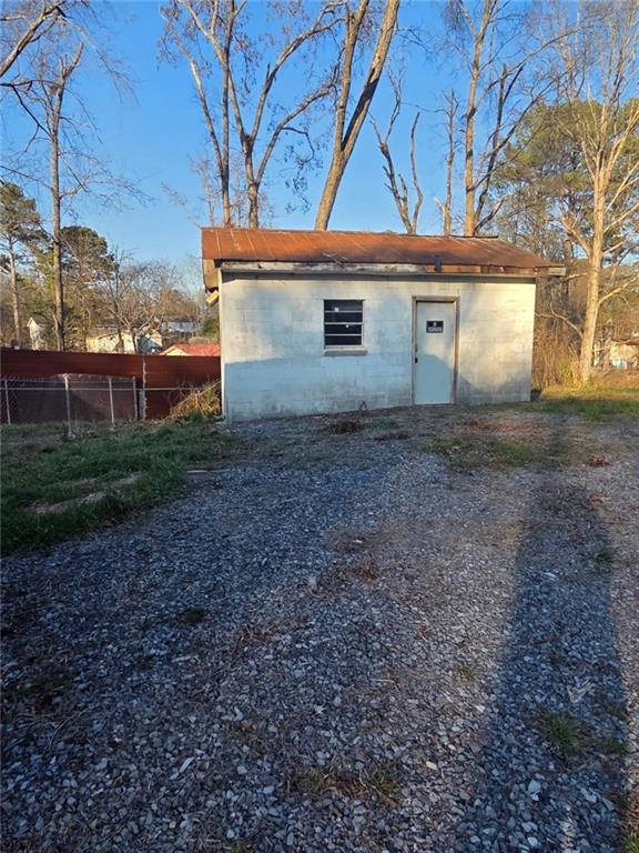 2637 Old Grade Road Property Photo 13