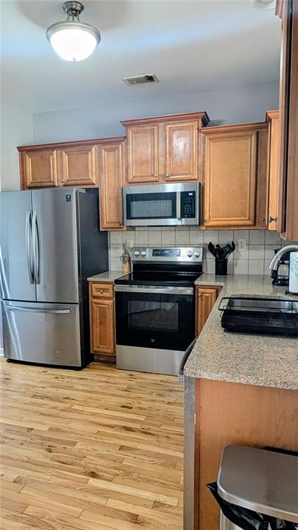 3150 Thorngate Court Property Photo 5