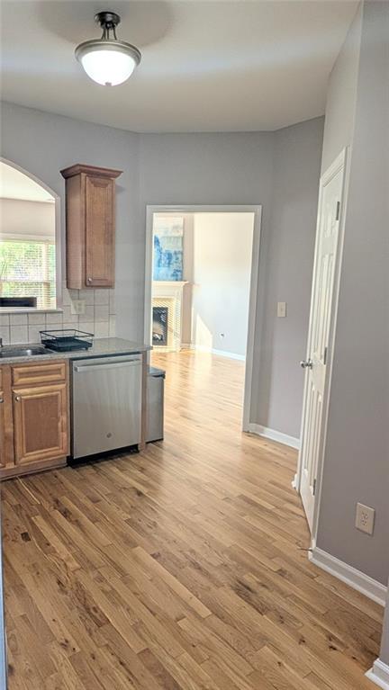 3150 Thorngate Court Property Photo 6