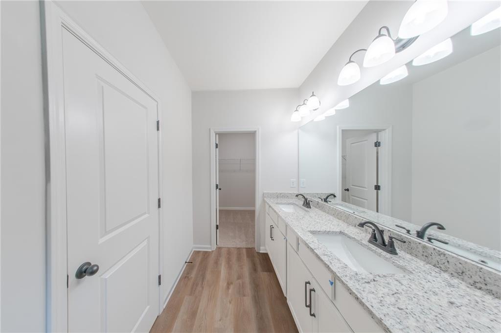 411 Summit View Lane Unit 3 Property Photo 11