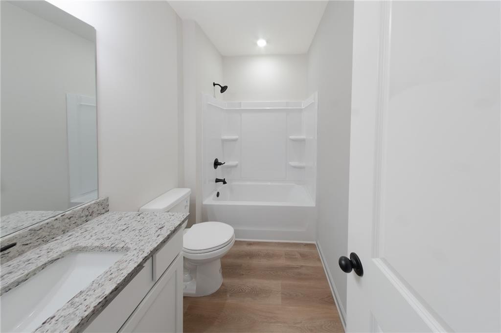411 Summit View Lane Unit 3 Property Photo 15