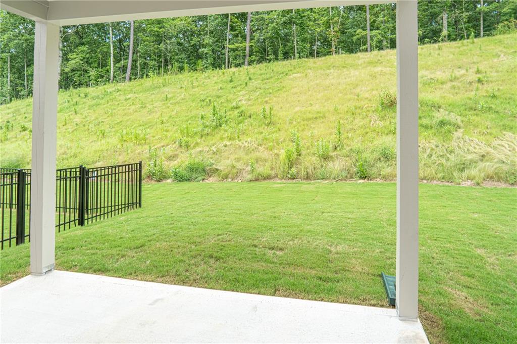 411 Summit View Lane Unit 3 Property Photo 20