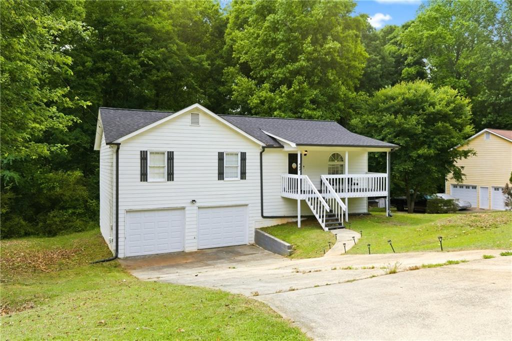 134 Landing Lane Property Photo 1