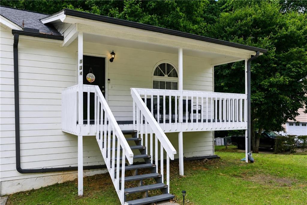 134 Landing Lane Property Photo 2