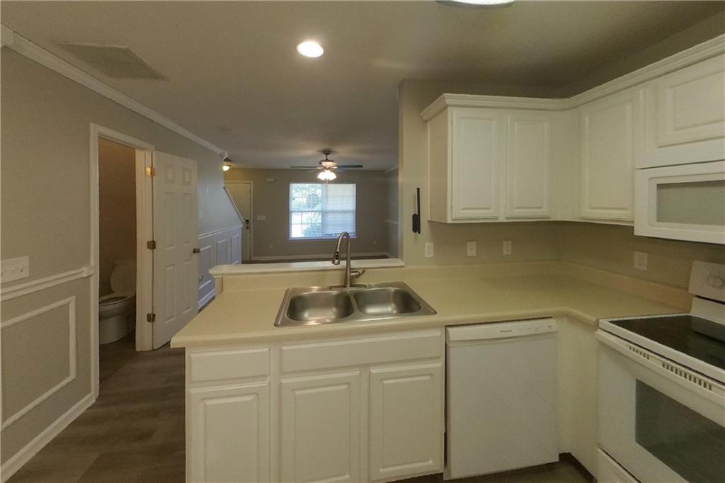 7812896 Property Photo 6