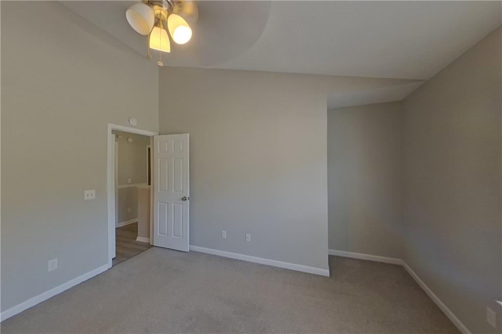7812896 Property Photo 8