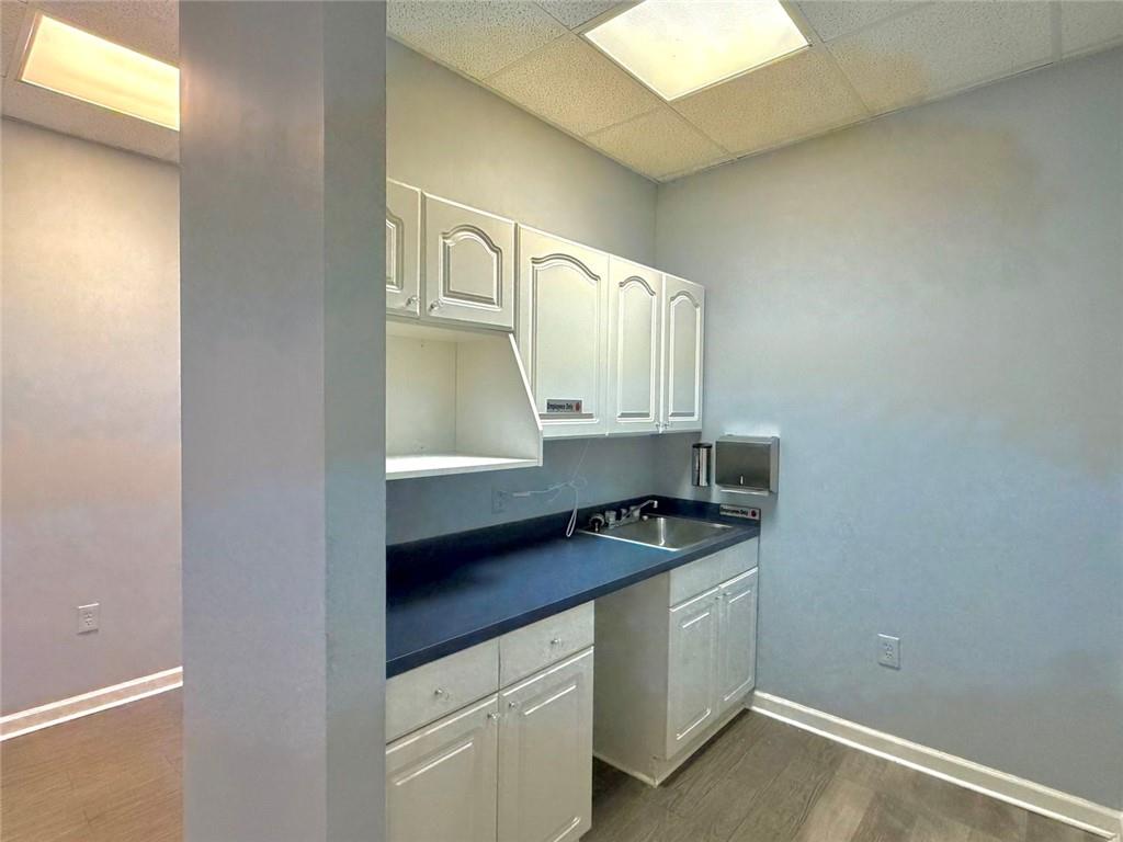 175 Langley Drive Unit E4 Property Photo 12