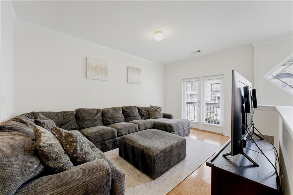 1524 Liberty Parkway Nw Property Photo 4