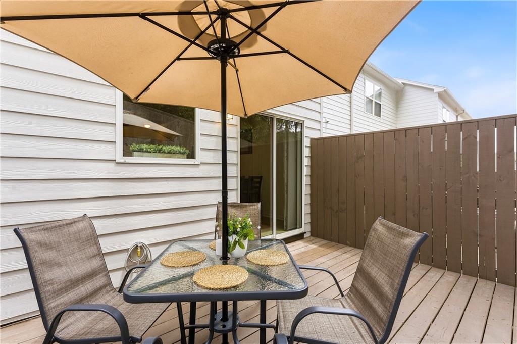 1524 Liberty Parkway Nw Property Photo 22