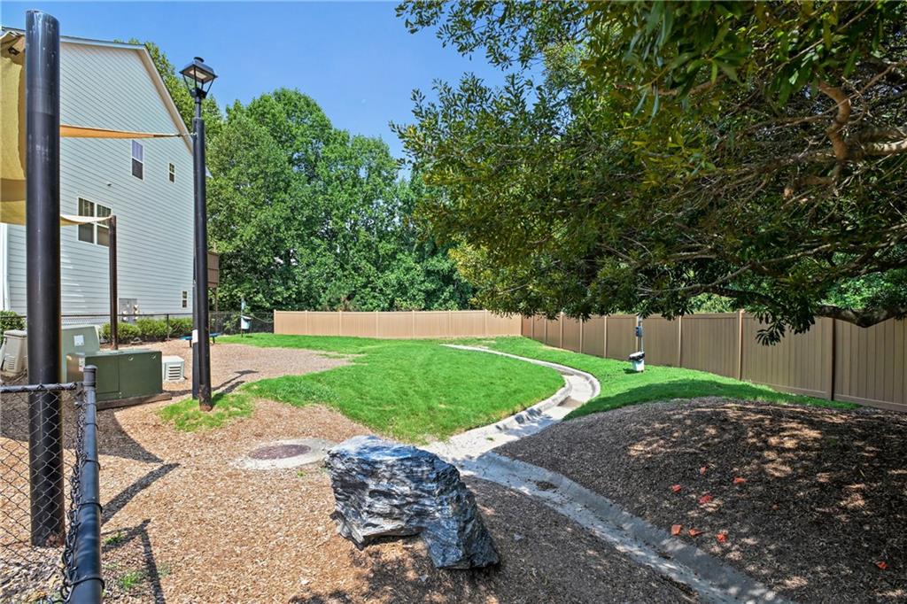 1524 Liberty Parkway Nw Property Photo 28