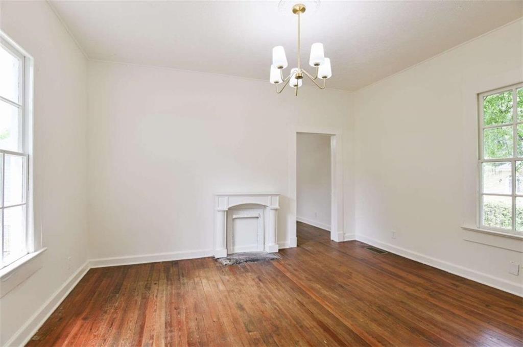 4131 Lott St Ne Property Photo 8