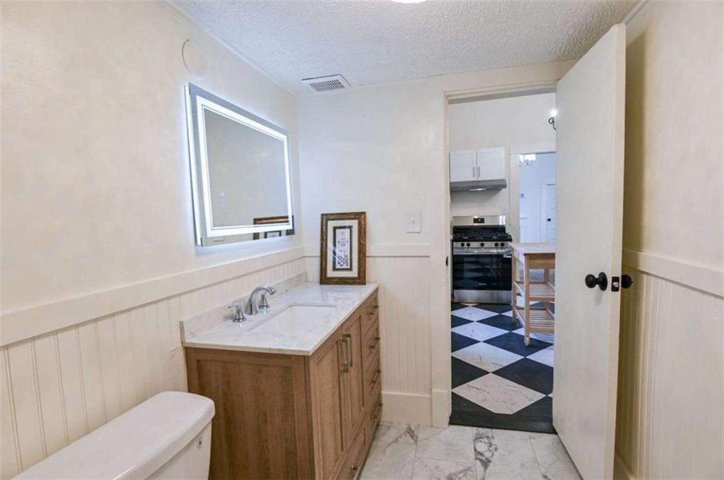 4131 Lott St Ne Property Photo 18