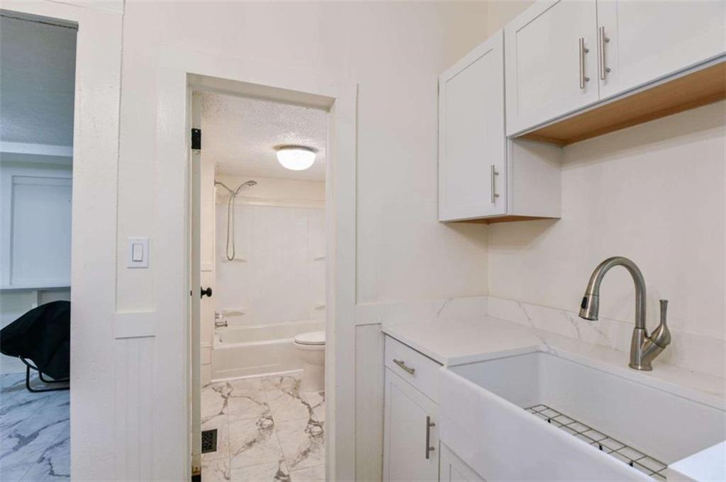 4131 Lott St Ne Property Photo 19