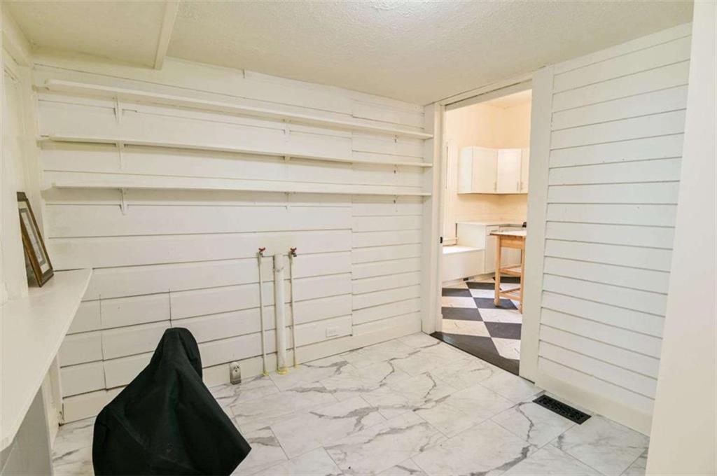 4131 Lott St Ne Property Photo 22