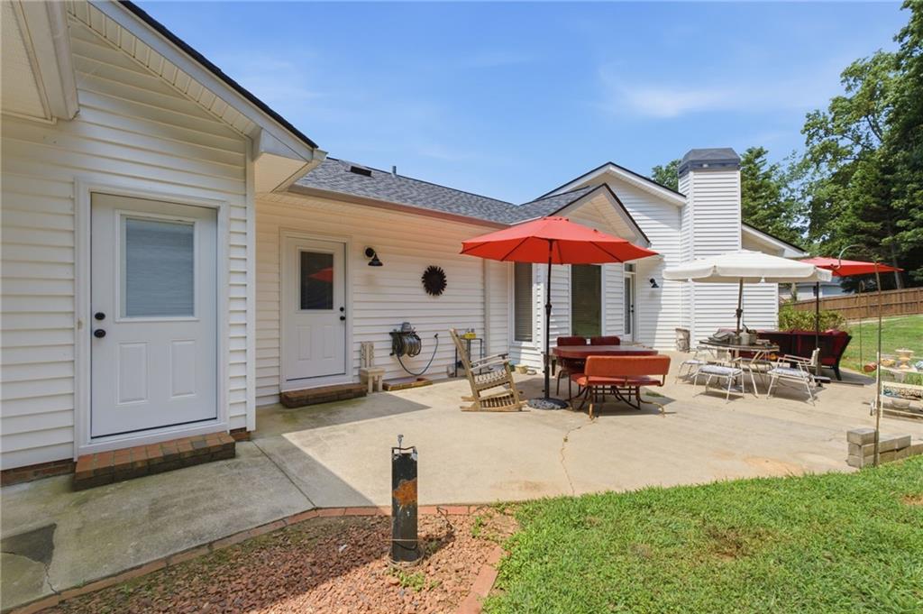 5235 Lanton Circle Property Photo 8