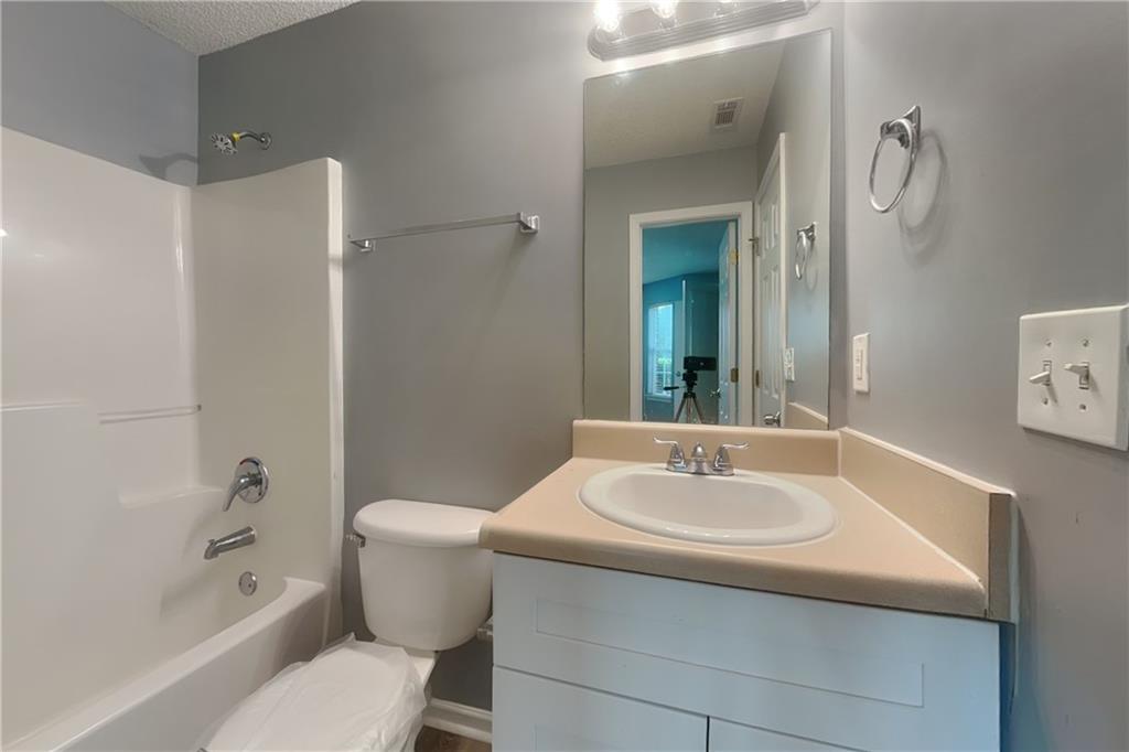 7813064 Property Photo 15