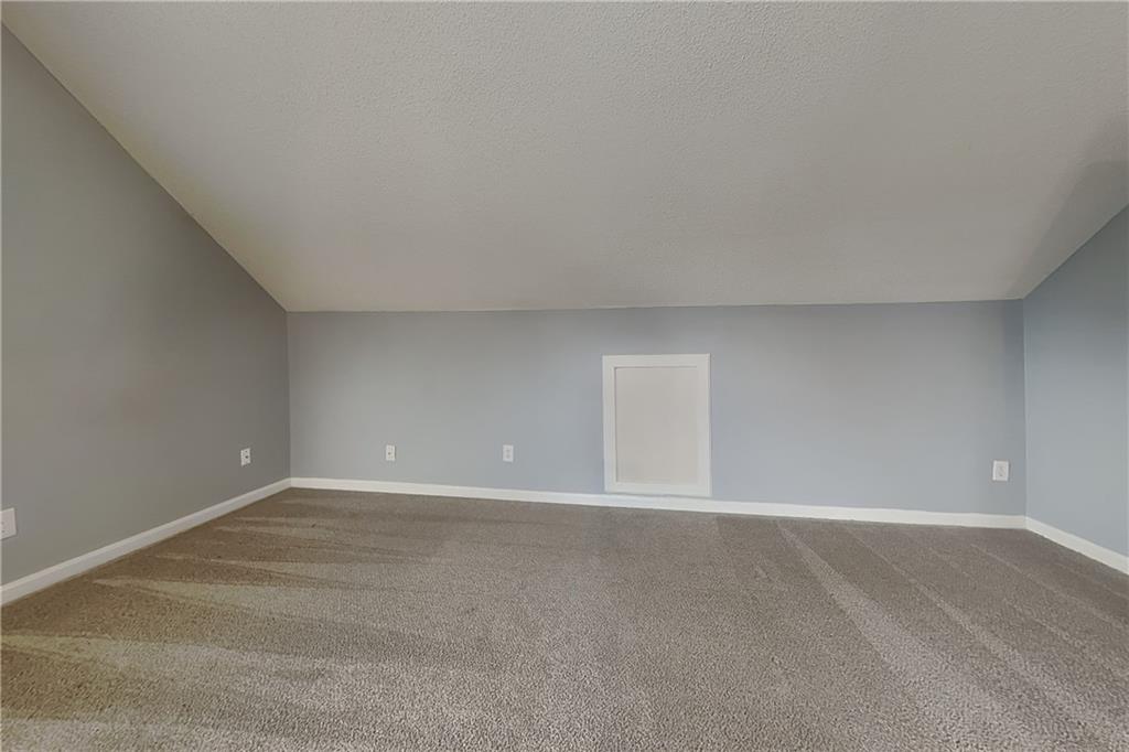 7813064 Property Photo 23