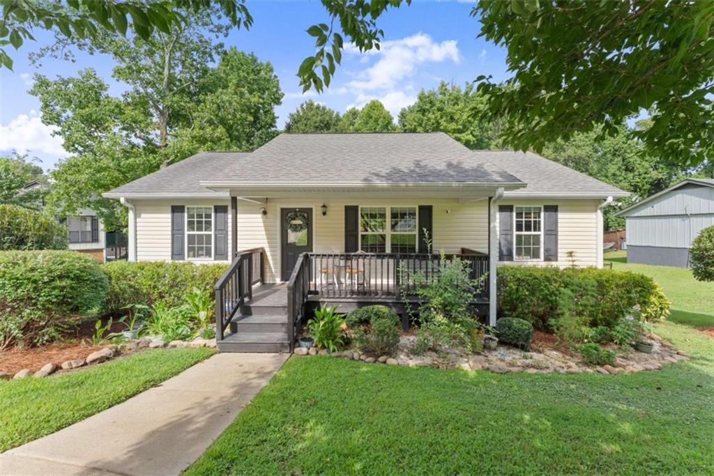 1738 Lanier Springs Drive Property Photo 1