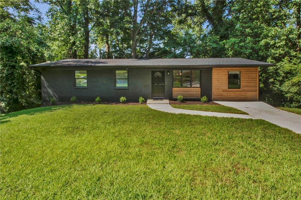 2461 Bouldercliff Way Se Property Photo 4