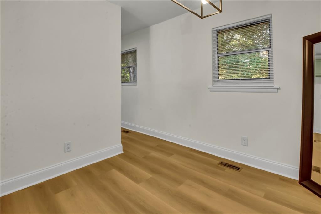 2461 Bouldercliff Way Se Property Photo 11