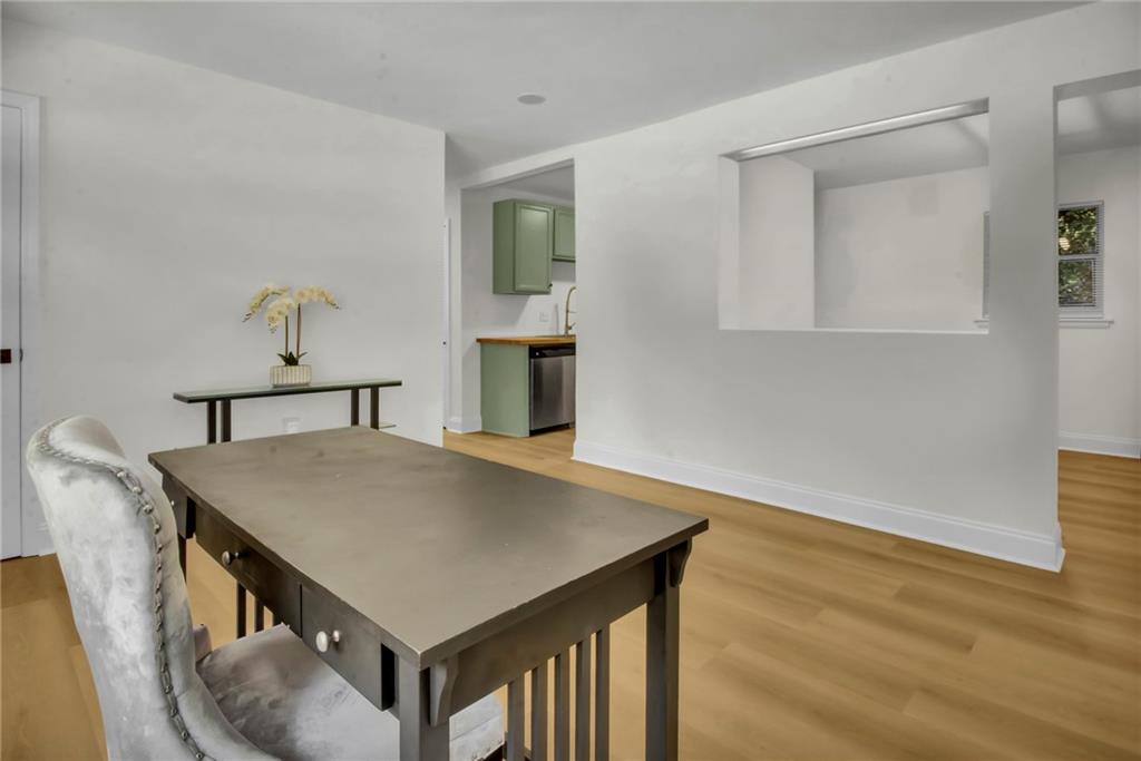 2461 Bouldercliff Way Se Property Photo 14