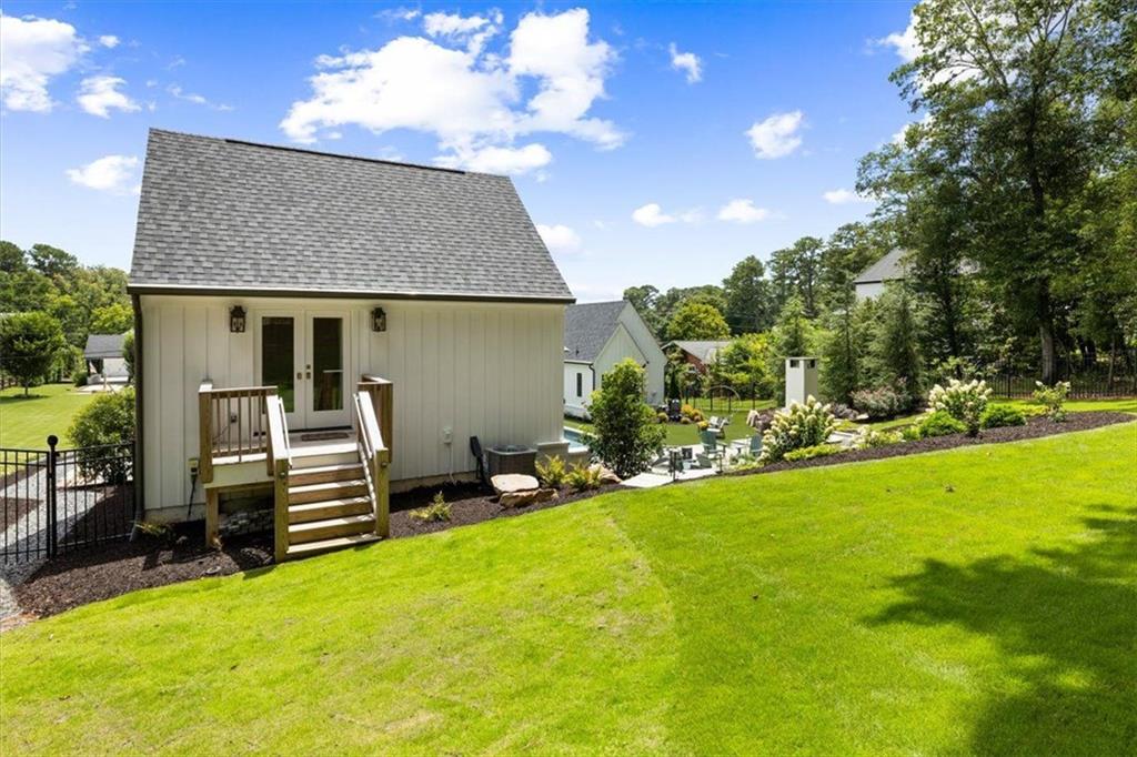 205 Thomas Circle Property Photo 81