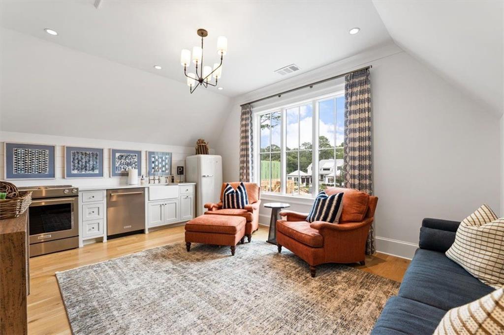 205 Thomas Circle Property Photo 84