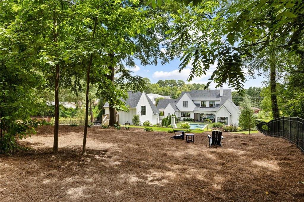 205 Thomas Circle Property Photo 90