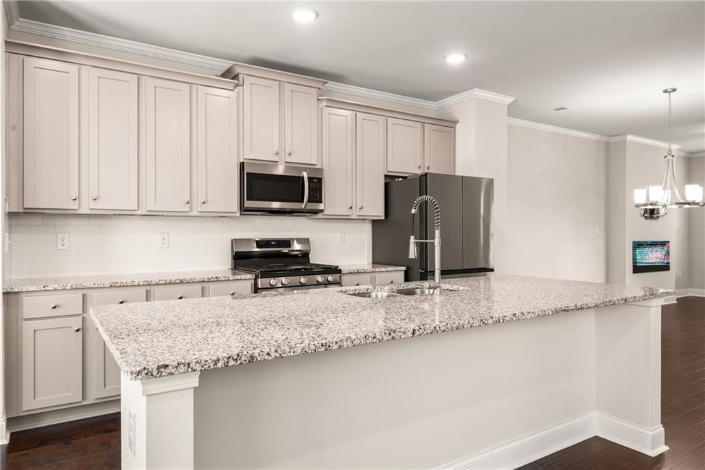 2695 La Rive Drive Property Photo 13