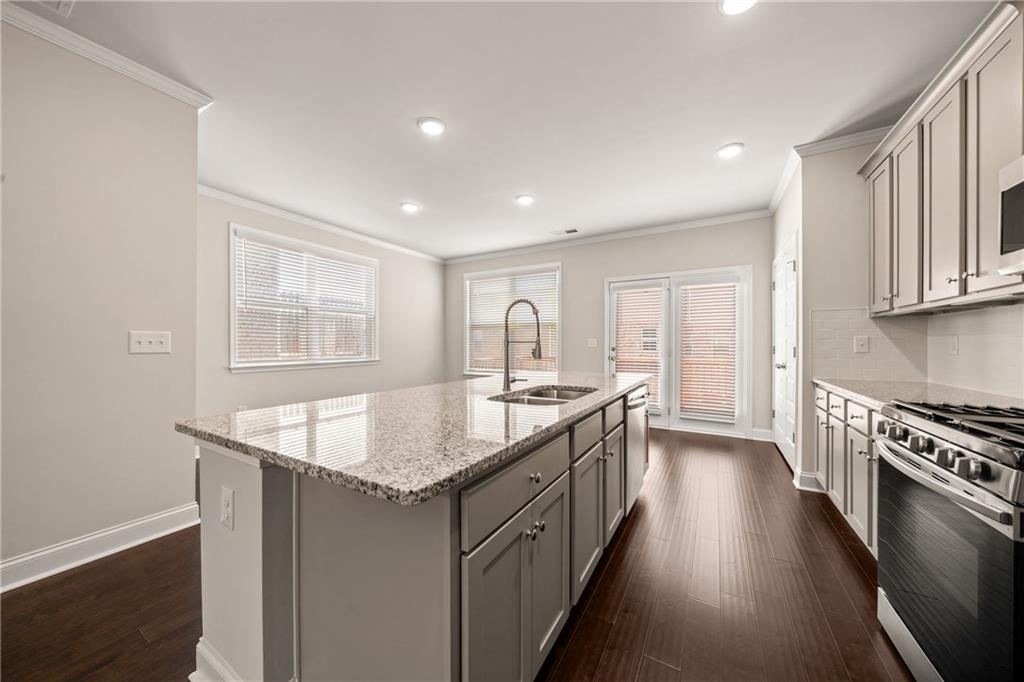2695 La Rive Drive Property Photo 18