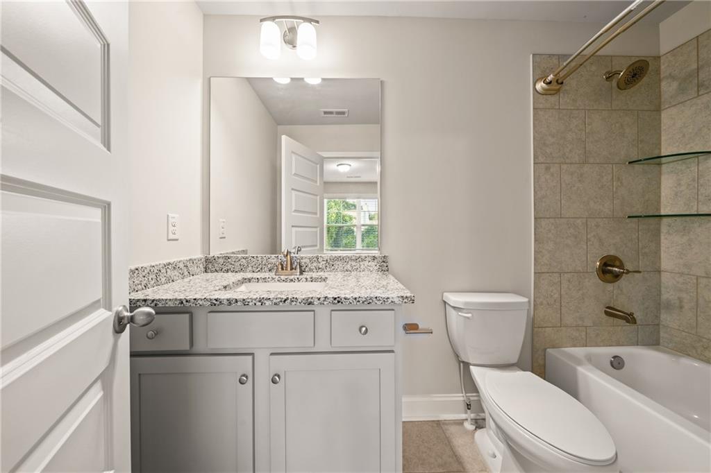 2695 La Rive Drive Property Photo 29
