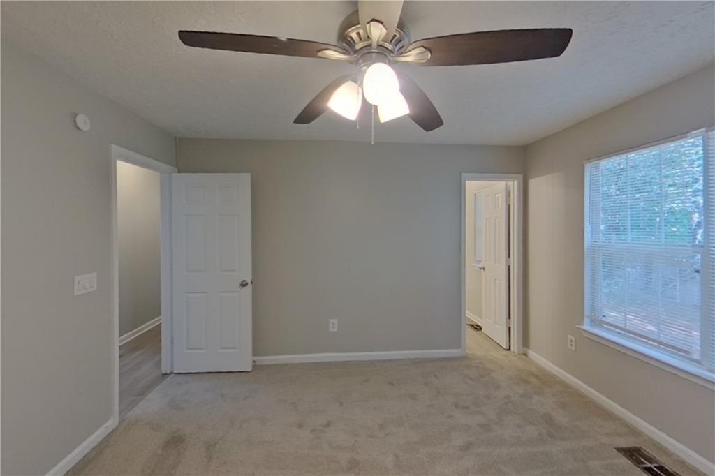 7813142 Property Photo 8