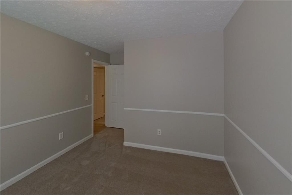 7813142 Property Photo 13