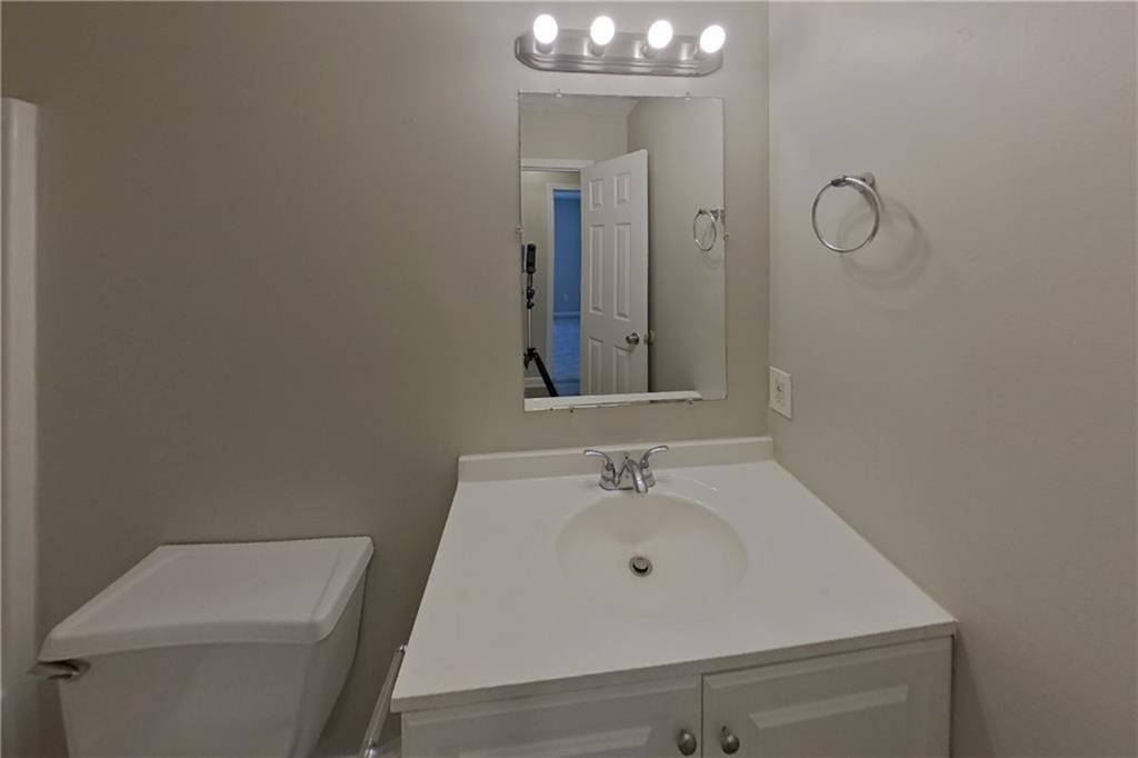 7813142 Property Photo 14