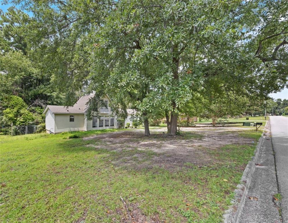 2169 Pepperidge Drive Property Photo 2