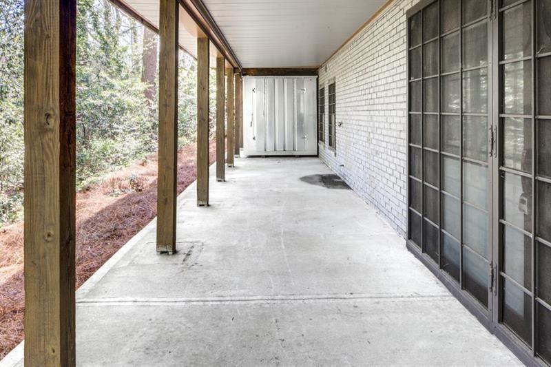 1921 Walthall Drive Nw Property Photo 37