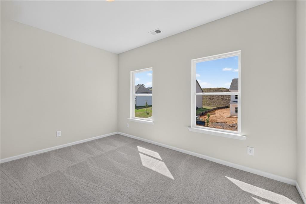 139 Shire Loop Property Photo 5