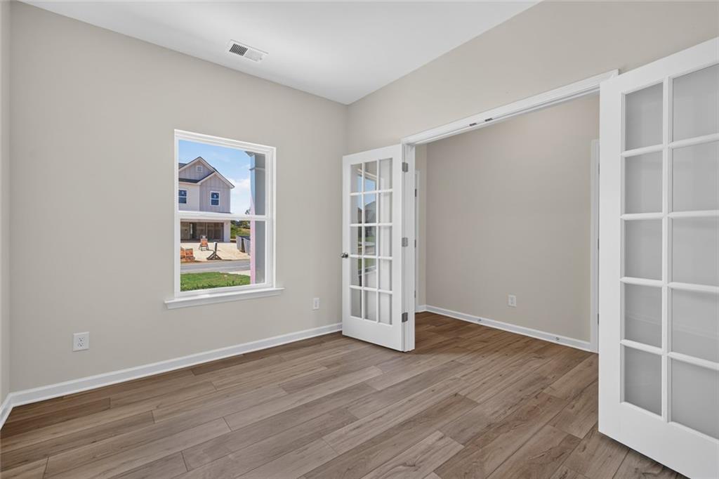 139 Shire Loop Property Photo 14