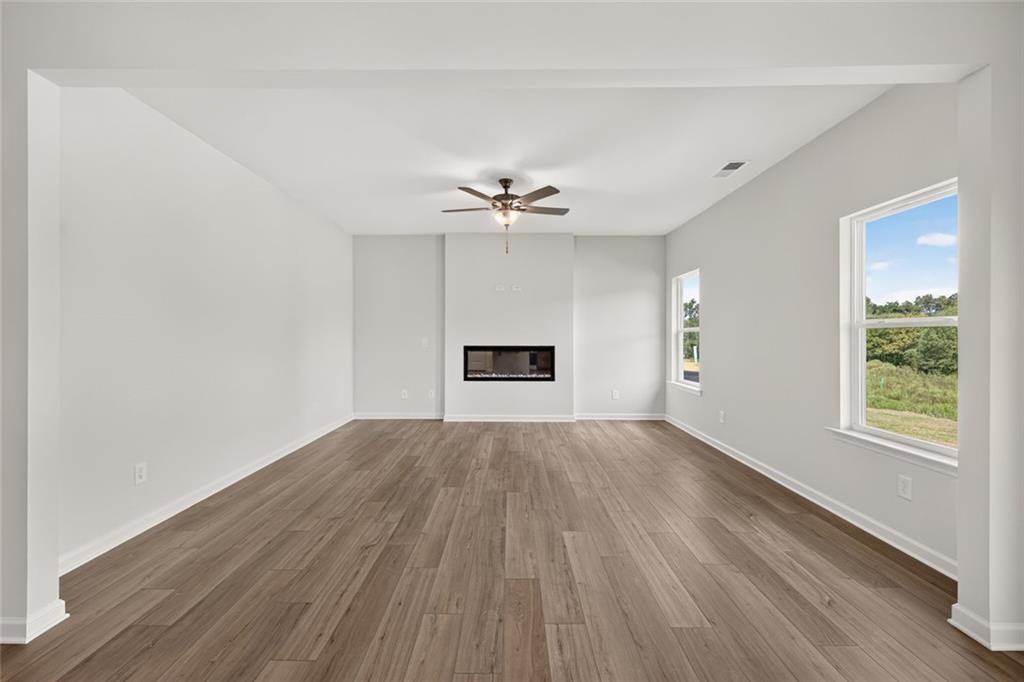 139 Shire Loop Property Photo 16