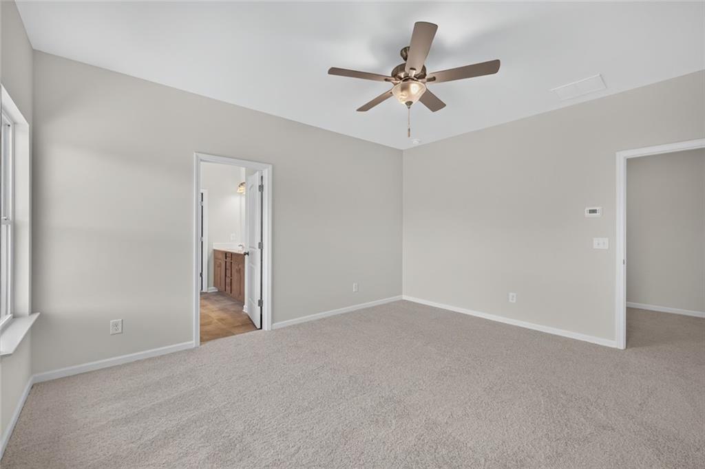 139 Shire Loop Property Photo 30