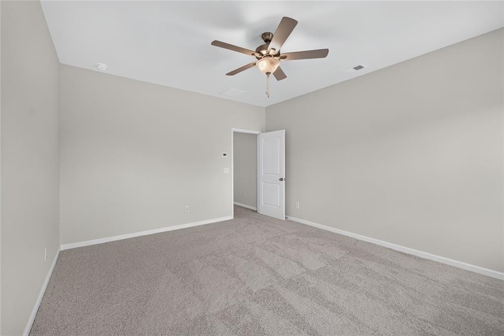 139 Shire Loop Property Photo 31