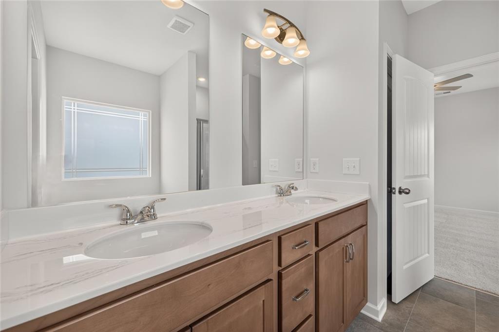 139 Shire Loop Property Photo 35