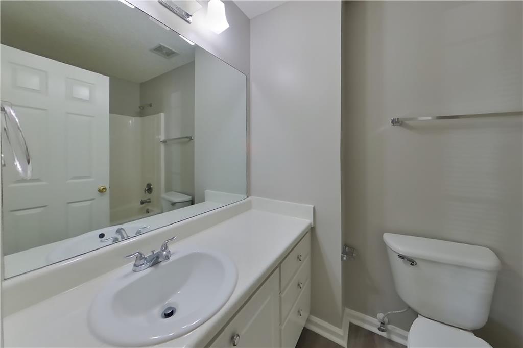 7813201 Property Photo 12