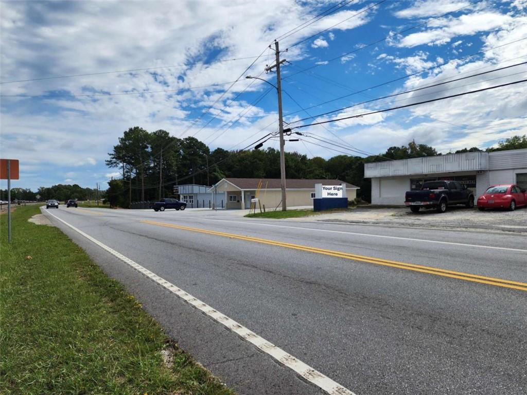 12081 Veterans Memorial Highway Property Photo 5