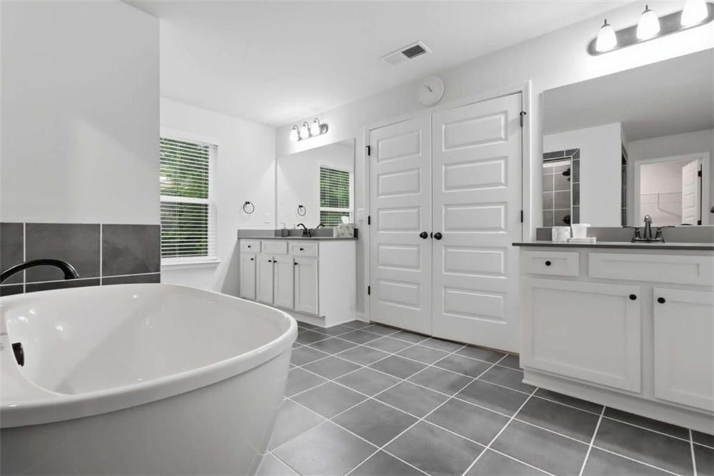 301 Delta Drive Property Photo 38