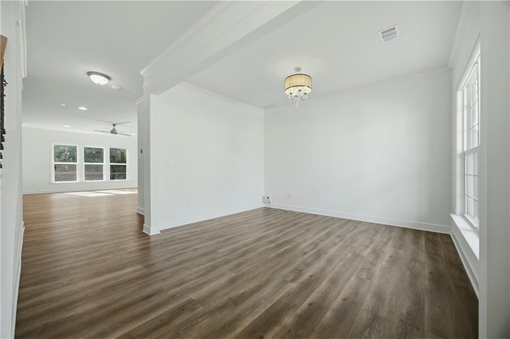 734 Binkley Walk Property Photo 2